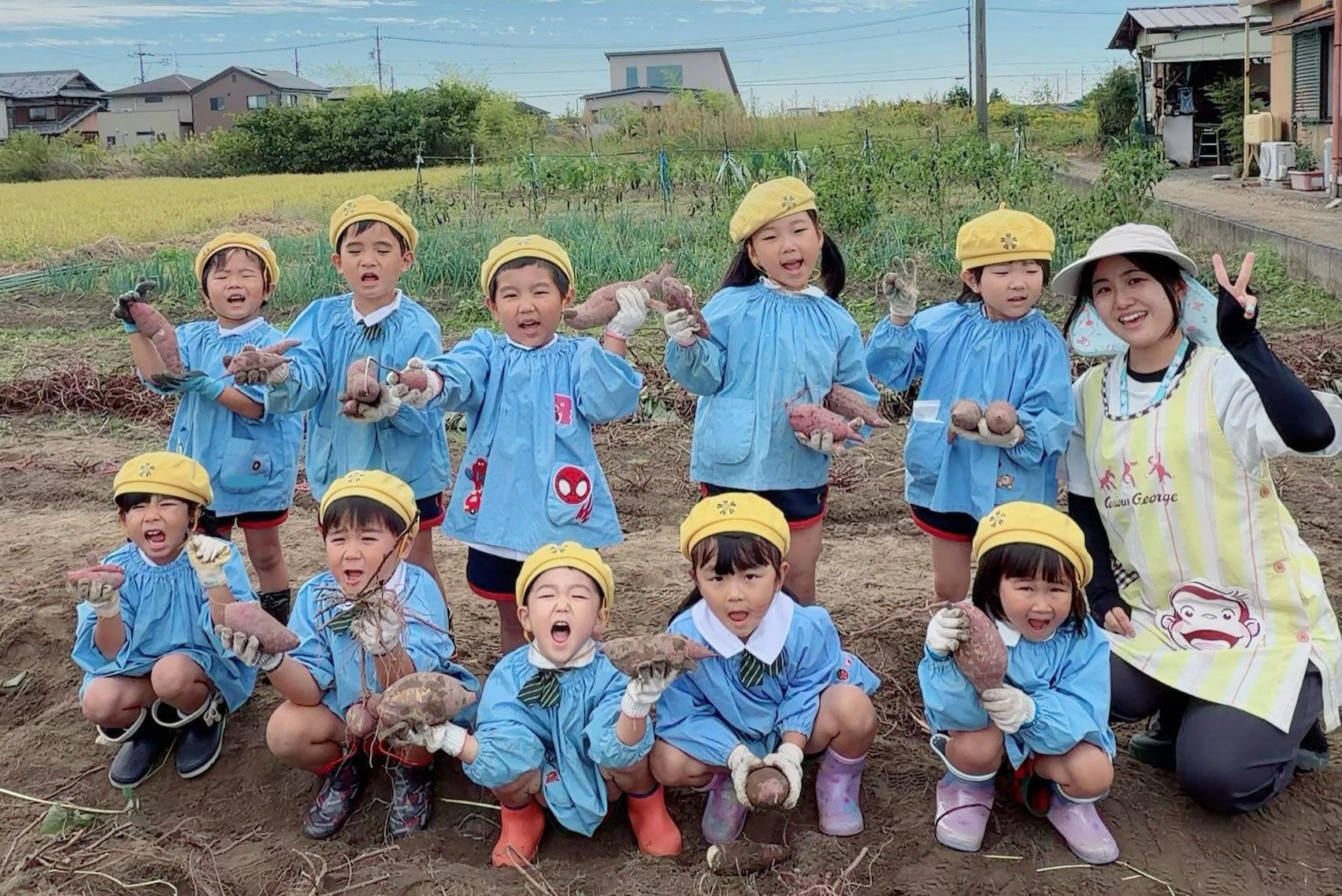 🍠✨ 先日、芋掘りを行いました！